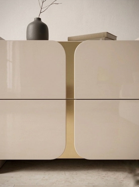 kittu Reiss SideTable